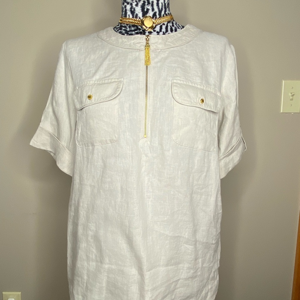 Ellen Tracy Cream Short-Sleeve Blouse with Gold Zipper